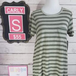 Lularoe Carly dress